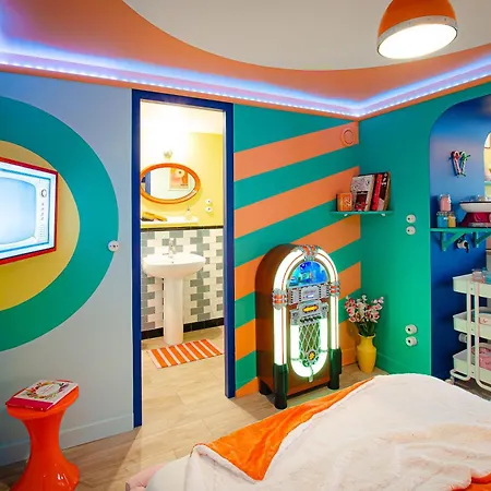 Retro Candy Lounge, Avec Terrasse Et Parking Ban-Saint-Martin