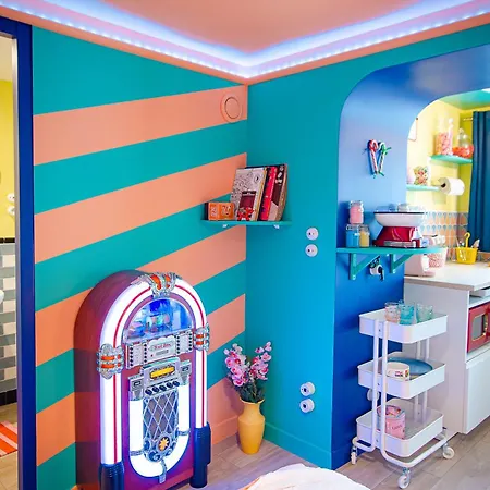 Retro Candy Lounge, Avec Terrasse Et Parking * Ban-Saint-Martin