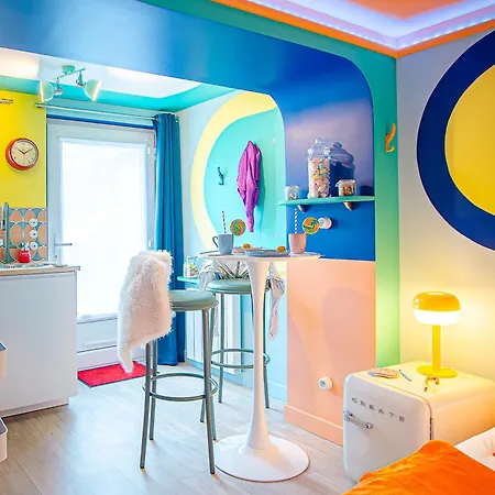 Retro Candy Lounge, Avec Terrasse Et Parking * Ban-Saint-Martin