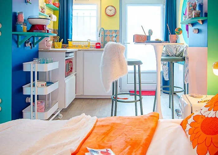 Retro Candy Lounge, Avec Terrasse Et Parking Apartment *