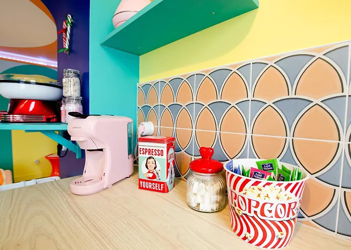 Retro Candy Lounge, Avec Terrasse Et Parking Apartment *